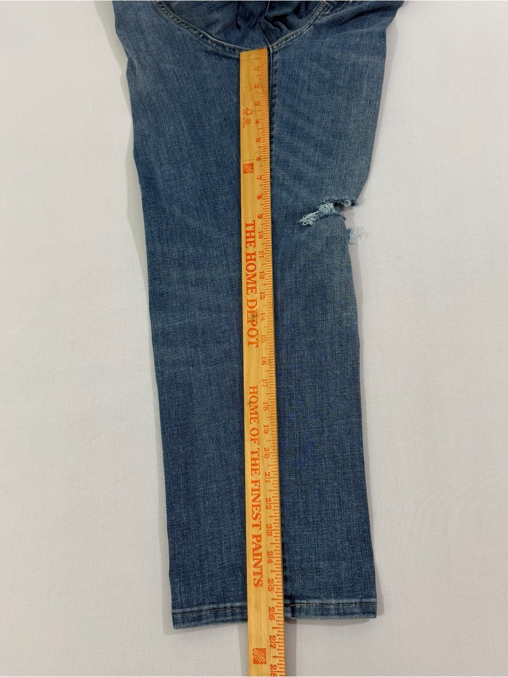 Levi’s Boyfriend Mid Rise Distressed Jeans Plus Size 18W NWT - Picture 10 of 13